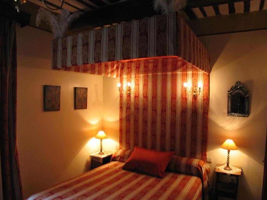 Bed and Breakfast Bize De La Tour Saint-Bonnet-du-Gard Camera foto