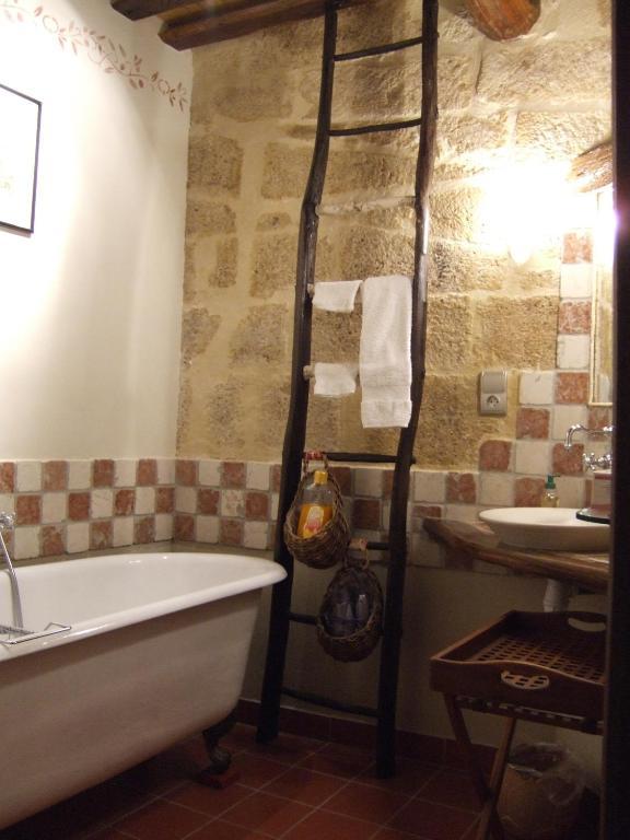 Bed and Breakfast Bize De La Tour Saint-Bonnet-du-Gard Camera foto