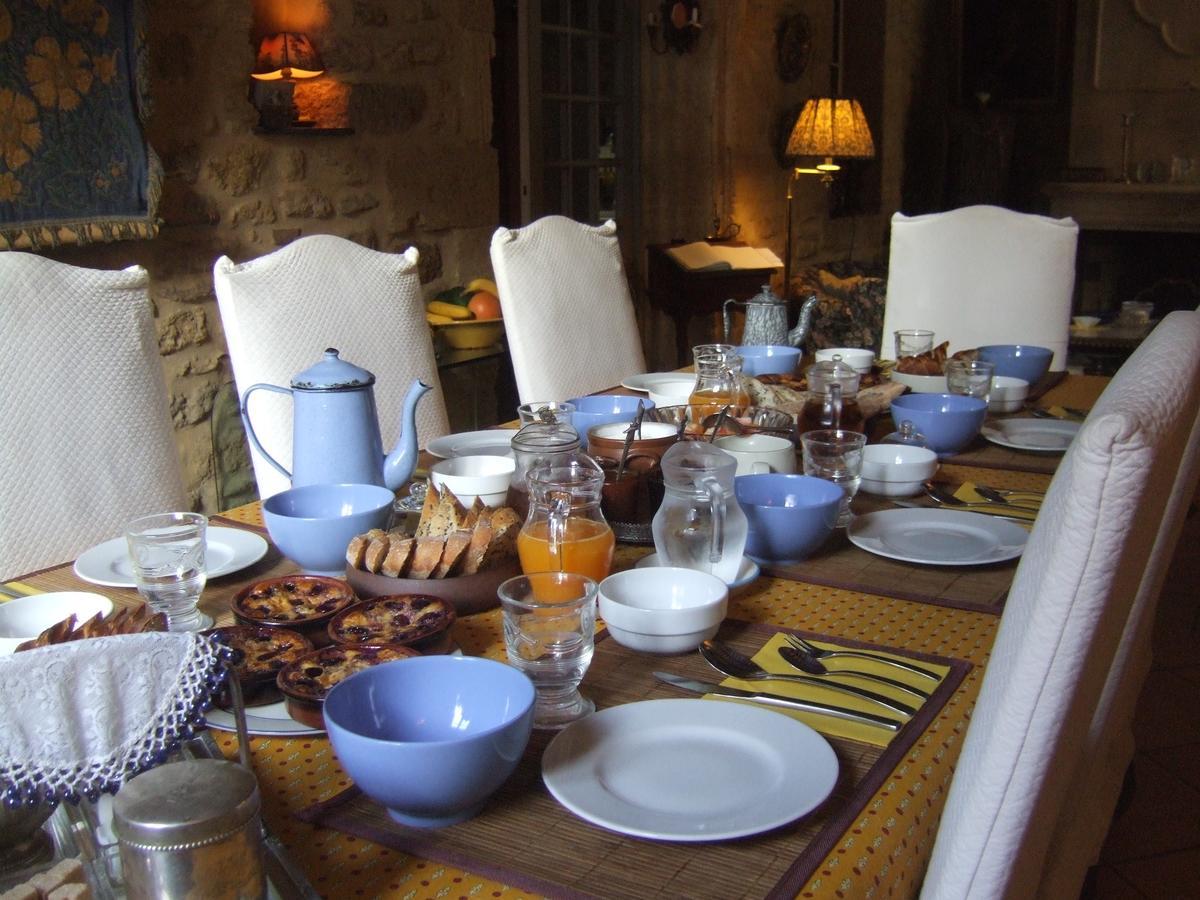 Bed and Breakfast Bize De La Tour Saint-Bonnet-du-Gard Esterno foto